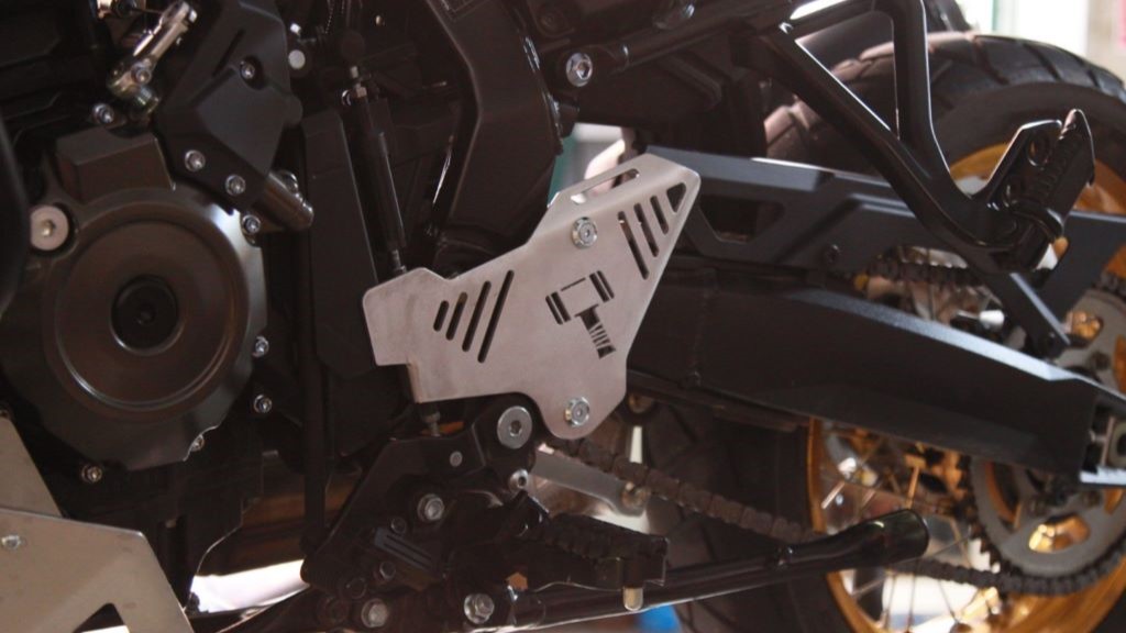 Paratacchi - Suzuki V-Strom 800DE - immagine 4